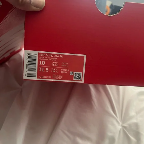 NIKE DUNK LOW SE Neon Green and Black Sneakers - Picture 3 of 3